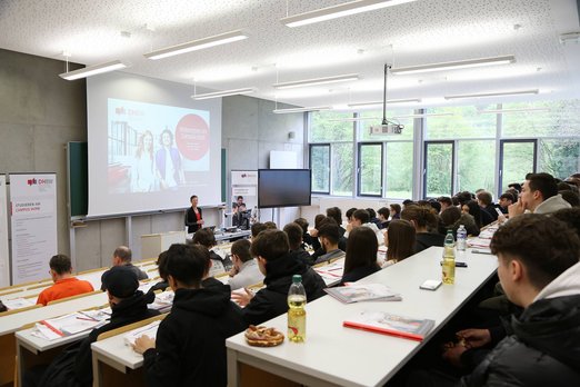 Einführung duales Studium - Schulbesuch des TG Rottweil am Campus Horb der DHBW Stuttgart