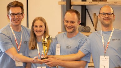 Auszeichnung auf der CADE-30