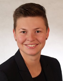 Prof. Dr. Lisa-Marie Kreß Prof. Dr. Lisa-Marie Kreß