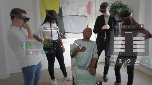 Patientenbeobachtung mit Hilfe der HoloLens Brille Patientenbeobachtung mit Hilfe der HoloLens Brille