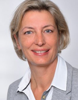 Dipl.-Betriebsw. (BA) Petra Herzig Dipl.-Betriebsw. (BA) Petra Herzig
