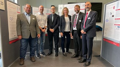 v.l.n.r. Prof. Dr. Stephan Schulz, Prof. Dr. Janko Dietzsch und Prof. Dr. Falko Kötter, Prof. Dr. Monika Kochanowski, Prof. Dr. Thomas Kessel, Prof. Dr. Dirk Reichardt. v.l.n.r. Prof. Dr. Stephan Schulz, Prof. Dr. Janko Dietzsch und Prof. Dr. Falko Kötter, Prof. Dr. Monika Kochanowski, Prof. Dr. Thomas Kessel, Prof. Dr. Dirk Reichardt.