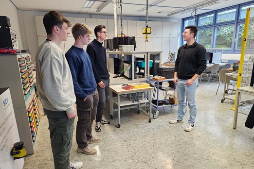 Smart Factory - Schulbesuch des TG Rottweil am Campus Horb der DHBW Stuttgart