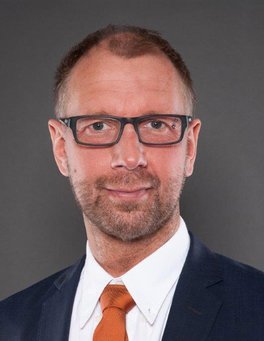 Staatl. gepr. Bautechniker Jörg Luikenga Staatl. gepr. Bautechniker Jörg Luikenga