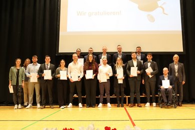 Gruppenbild des Studiengangs Wirtschaftsingenieurwesen - Produkt- und Prozessmanagement