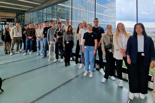 Gruppenfoto der Teilnehmenden
