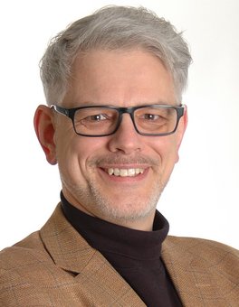 Prof. Dr. Zoltán Zomotor