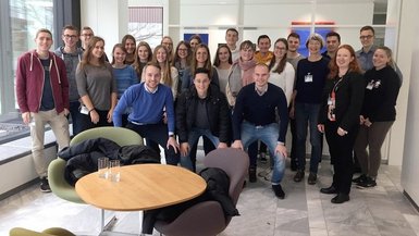 Studierende aus dem Studiengang BWL-Industrie hatten am 6. Dezember 2018 Gelegenheit zu einem außerordentlich spannenden Besuch bei der Trumpf GmbH&Co.KG in Ditzingen. Studierende aus dem Studiengang BWL-Industrie hatten am 6. Dezember 2018 Gelegenheit zu einem außerordentlich spannenden Besuch bei der Trumpf GmbH&Co.KG in Ditzingen.