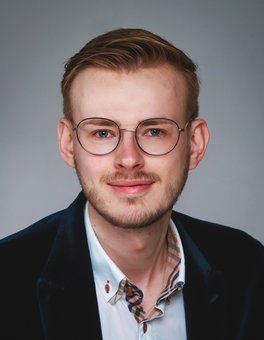 Simon Giesl, B.A.