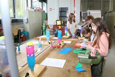 Raketenbauerinnen - Girls'Day 2024 am Campus Horb der DHBW Stuttgart