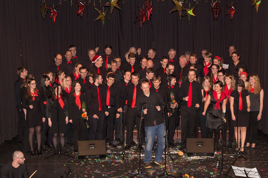 Chormäleon, der Chor der DHBW Stuttgart, beim Weihnachtskonzert 2015 (Foto: Nicola Kierdorf)