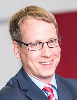 Prof. Dr. Kai Holzweißig