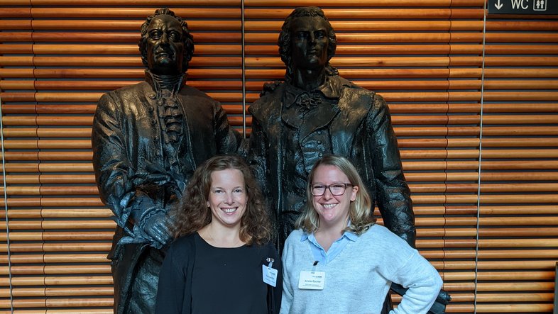 Ruth Dankbar (Wohlfahrtswerk, Projekt Communicare) und Amelie Büchler (DHBW Stuttgart, Projekt Pragress) 