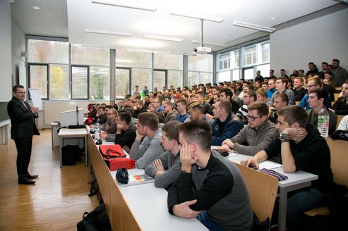 Audimax mit Studierenden