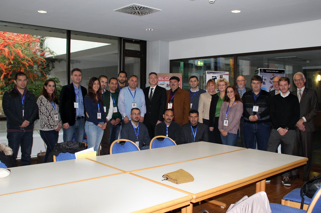 Rektor Prof. Dr. Joachim Weber begrüßt die Delegation aus Ostjerusalem an der DHBW Stuttgart