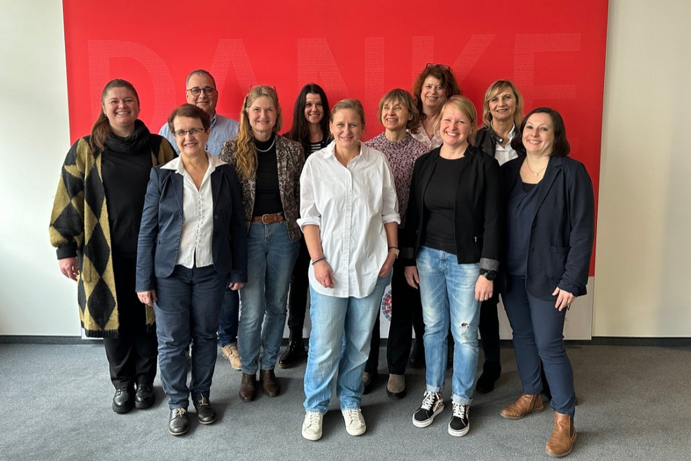 Gruppenfoto mit Studienberater*innen aller Standorte der DHBW Stuttgart