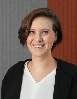 Janina Achzet, B.A. Janina Achzet, B.A.