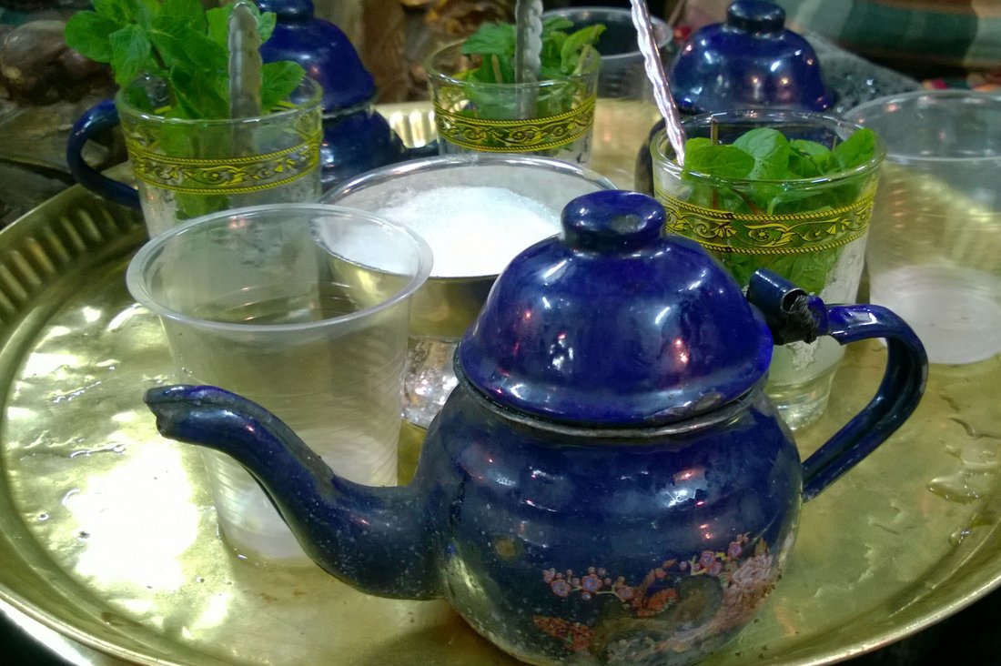 Das Teetrinken gehört in vielen Ländern zur Kultur.