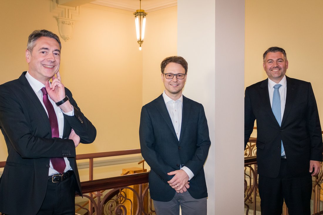 Prof. Dr. Joachim Weber, Prof. Dr. Julian Hahn und Prof. Claus-Peter Praeg