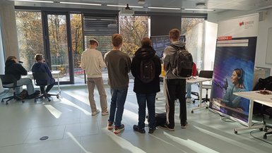 Präsentation des Zentrums für Digitale Transformation (ZDT) auf dem Studieninformationstag der DHBW Stuttgart Präsentation des Zentrums für Digitale Transformation (ZDT) auf dem Studieninformationstag der DHBW Stuttgart