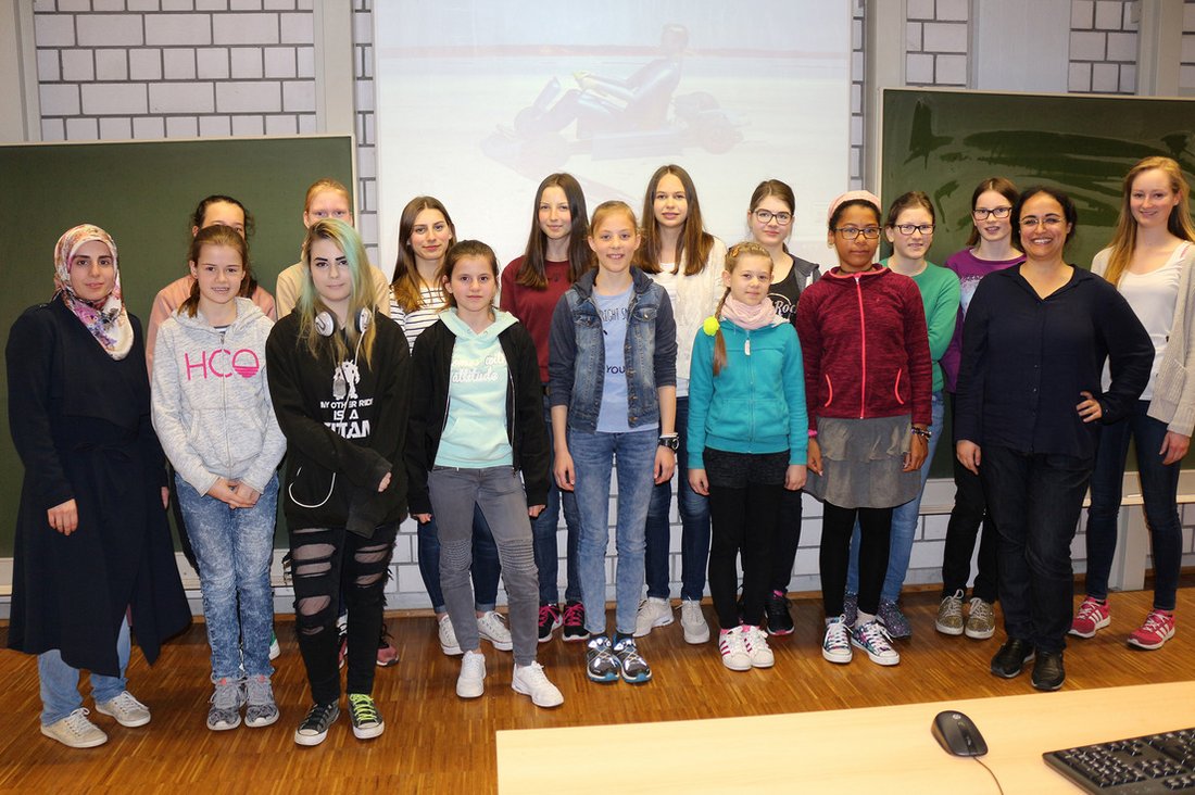 Die Teilnehmerinnen des Girls‘ Day an der DHBW Stuttgart