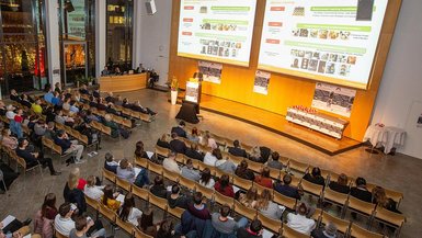 13. Mediensymposium im großen Sitzungssaal im Stuttgarter Rathaus 