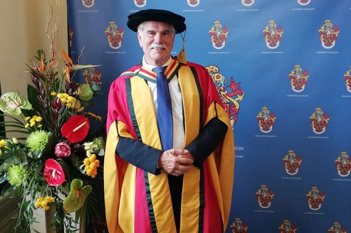 Prof. Rolf Richterich