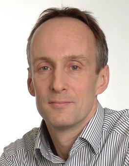 Prof. Dr. Florian Simons