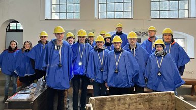 Die Gruppe beim Besucherbergwerk Zinnwald Gruppenfoto