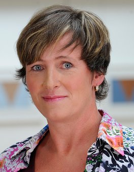 Dipl.-Verww. (FH) Sandra Gapp Dipl.-Verww. (FH) Sandra Gapp