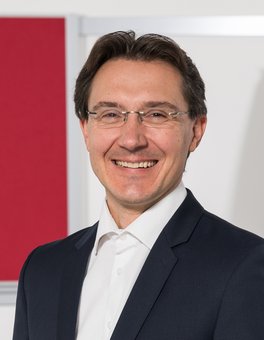 Prof. Dr. Martin Mikusz