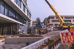 Neubau Technik - Anlieferung Laborgerät 9.3.2021