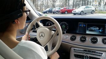 Probandin automatisiertes Fahren Probandin automatisiertes Fahren