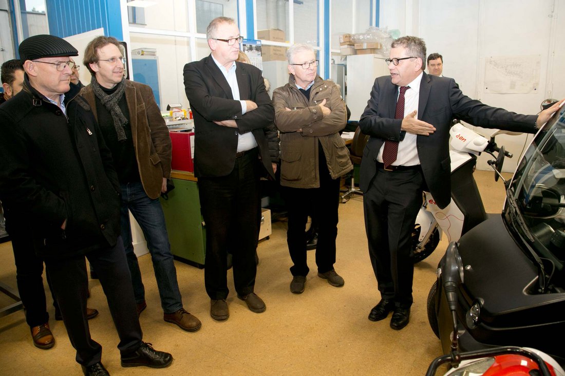 Gruppenbild bei einer veranstaltung auf dem Innovationscampus in Empfingen