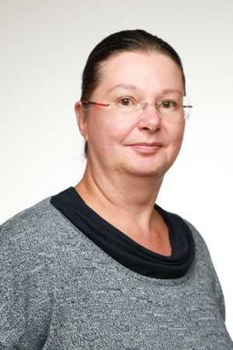 Dipl.-Bibl. (FH) & Betriebswirtin (VWA) Gudrun Reitz Dipl.-Bibl. (FH) & Betriebswirtin (VWA) Gudrun Reitz