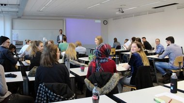 Präsentation der Studierenden der Studienrichtung BWL-Industrie