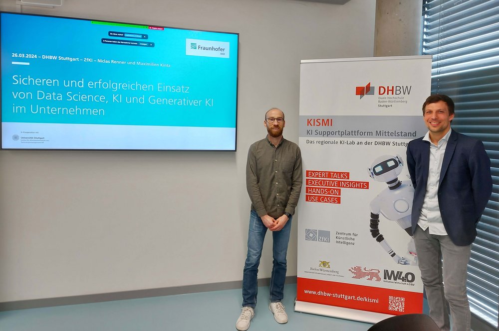 Niclas Renner und Maximilien Knitz beim KI Frühling des ZfKI