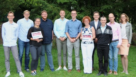 Simon Hohnwald, Jan Ruf, Sina Arendt, Benjamin Thiefes, Marvin Winnes, Martin Dangelmayer, Prof. Dr. Vera Döring, Prof. Dr. Steffen Arnold, Prof. Dr. Michael Hauser, Prof. Dr. Markus Schoor, Marcella Rosenberger (v.li.n.re.)