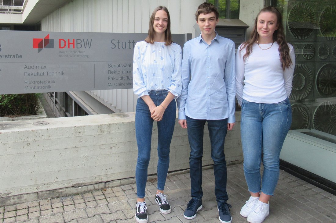 Drei neue Auszubildende starten an der DHBW Stuttgart