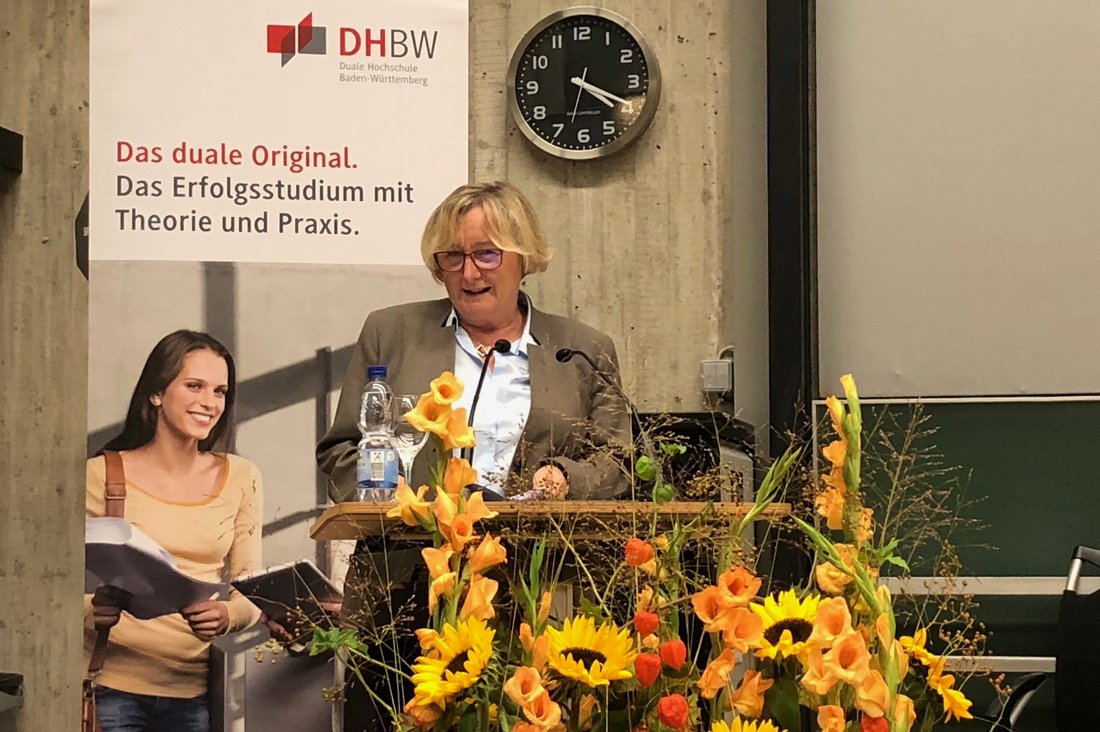 Wissenschaftsministerin und Vorsitzende des Aufsichtsrats der DHBW Theresia Bauer (Bild: MWK / Theresa Osterholzer)