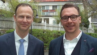 Prof. Dr. Detlef Hellenkamp und Fridolin Kopp, Direktor des Bankhaus Lampe KG