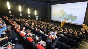 Impressionen der Filmpremiere "Nachhaltiges Wirtschaften in Jieyang"