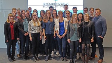 Studierende des Studienganges BWL-Gesundheitsmanagement auf dem Gesundheitsforum Baden-Württemberg. Studierende des Studienganges BWL-Gesundheitsmanagement auf dem Gesundheitsforum Baden-Württemberg.