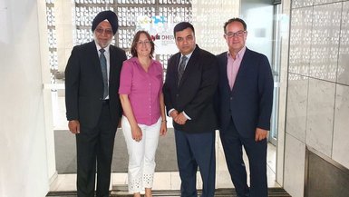 v.l.n.r.: Prof. Dr. Joginder Singh Lamba, Dorte Süchting-Weiß, Prof. Dr. Amit Jayant Mokashi, Prof. Dr. Dirk Hartel.