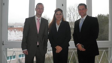 Von links nach rechts: Herr Prof. Dr. Detlef Hellenkamp, Studienreferentin Patricia Ritter, Dr. Christoph Boschan