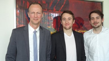 von links: Prof. Dr. Detlef Hellenkamp, Severin Deutschmann, Joshua Reimann