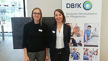 Frau Prof. Dr. Flaiz und Frau Dr. Seifert