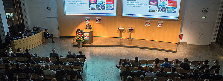 Zum Mediensymposium